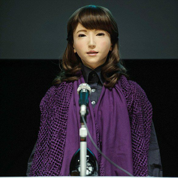 Erica, le robot Japonais présentatrice d’un JT au Japon