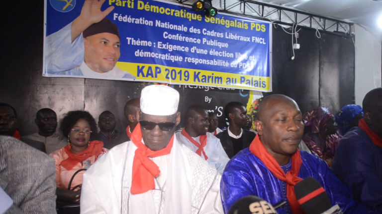 Les cadres libéraux avertissent Macky Sall,  Si Karim n’est pas candidat il n’aura pas d’élection en 2019